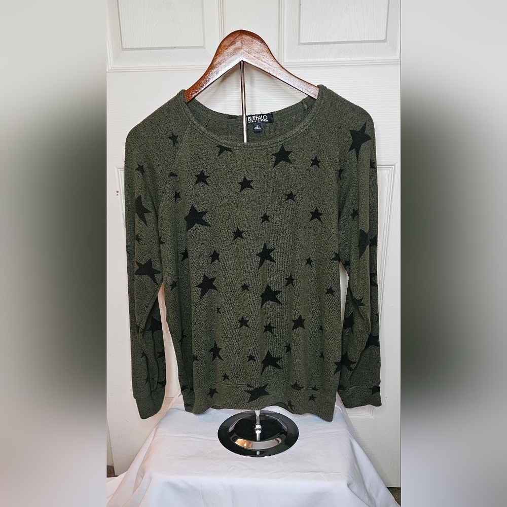 Buffalo David Bitton Olive Green Star Print Pullover Sweater - Size Medium